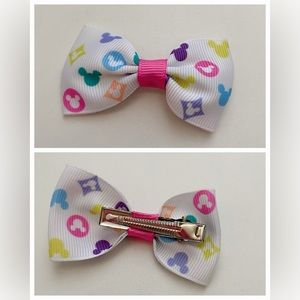 Bow hair clip with Mikey Mouse designs